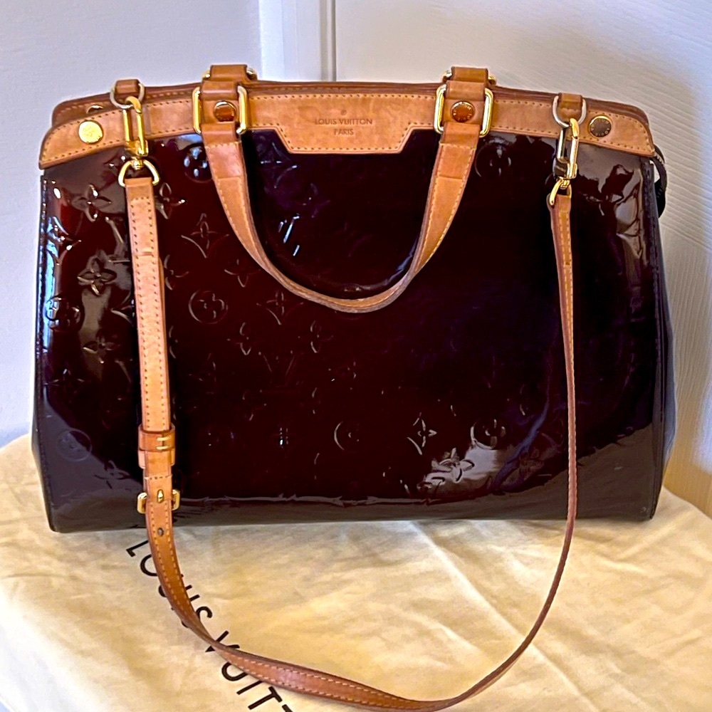 💎AUTHENTIC LOUIS VUITTON💎 BREA MM AMARANTE VERNIS BAG•GORGEOUS BAG - Picture 2 of 16